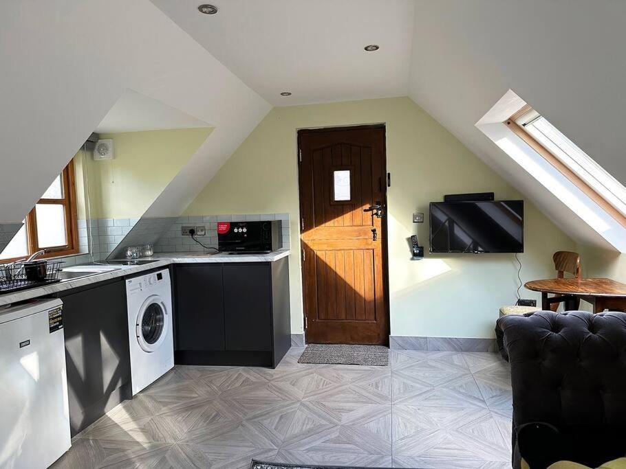 Forest Studio Apartment Gated Parking On 2 Acres Garden Chislehurst Eksteriør billede