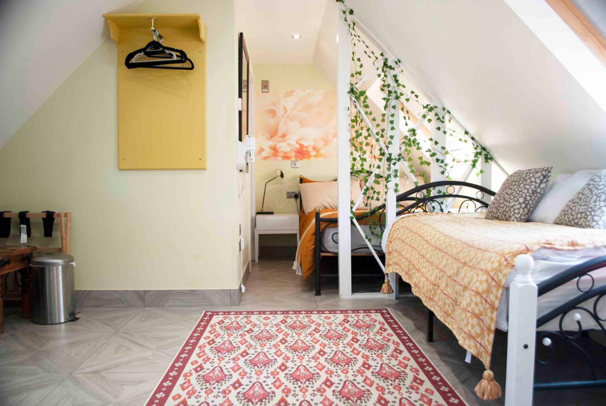 Forest Studio Apartment Gated Parking On 2 Acres Garden Chislehurst Eksteriør billede